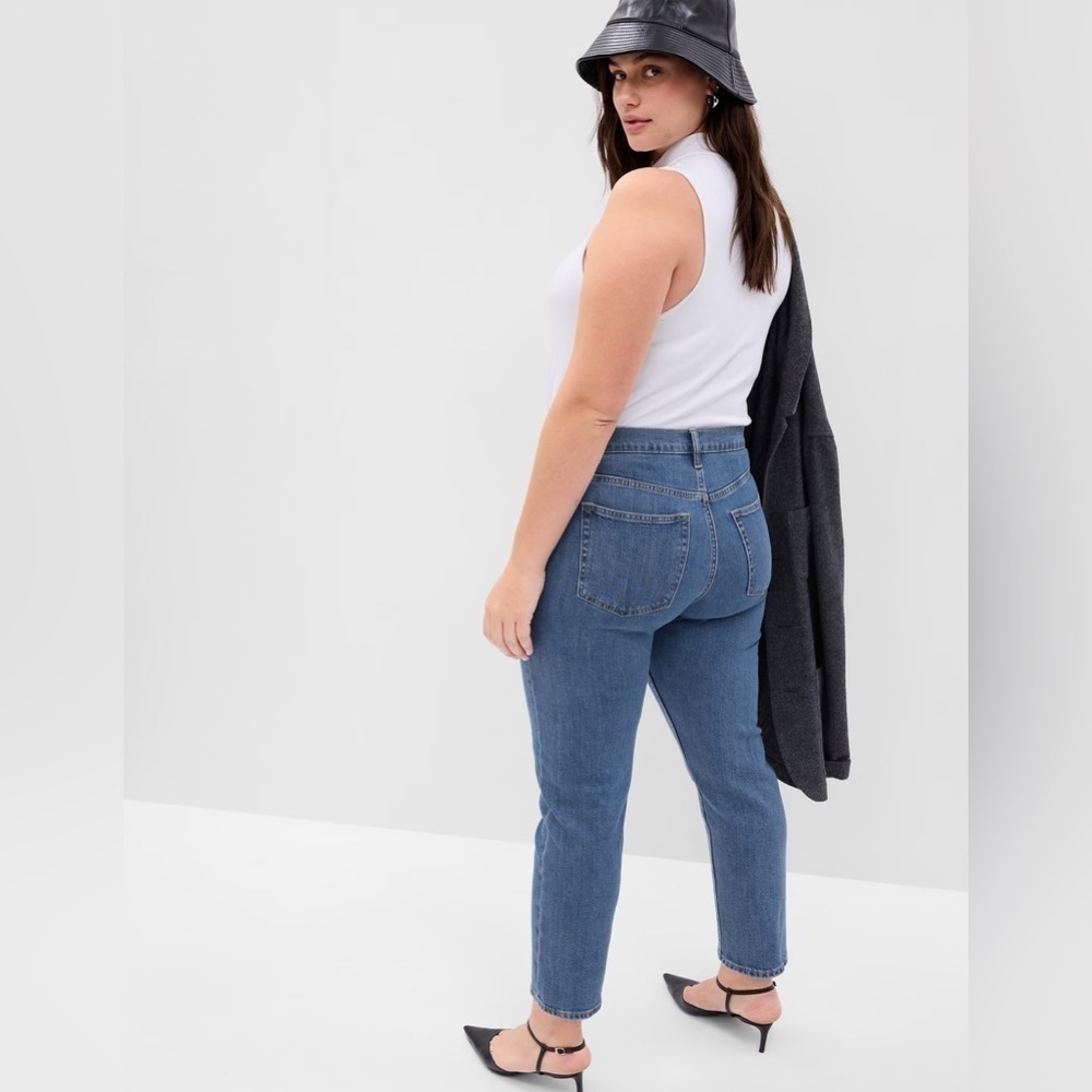GAP Women's cheeky Straight high rise Jeans - Blue